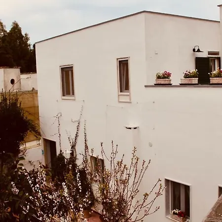 Maison Luigi - Casa Vacanze3 *